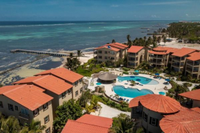 Residences at Barrier Reef 10-2B Oceanfront 2 BR by Stay Floreo